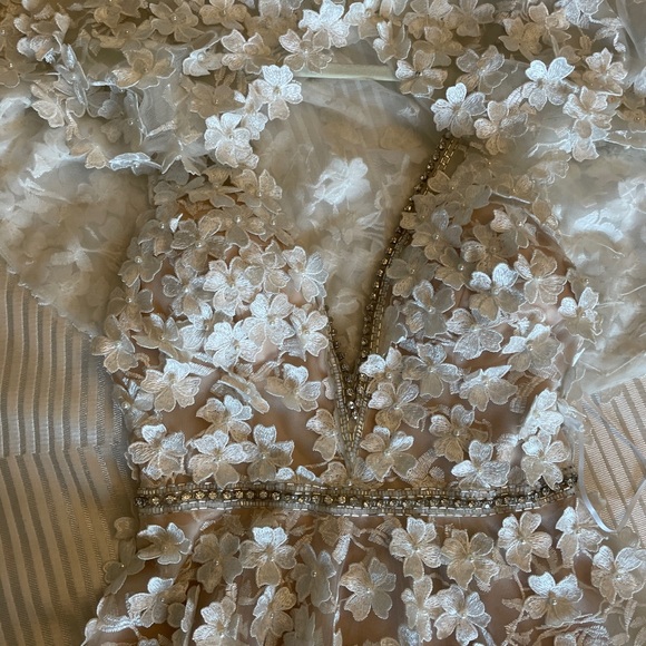 MacDuggal evening gown! NEW - Picture 6 of 9